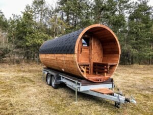 Mobil Udendørs Sauna På Traileren På Hjul – Tønde (4)