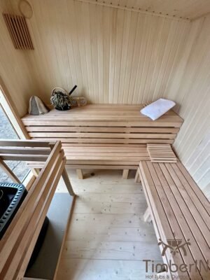 Moderne Have Sauna Med Jacuzzi (1)