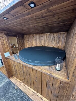 Moderne Have Sauna Med Jacuzzi (10)